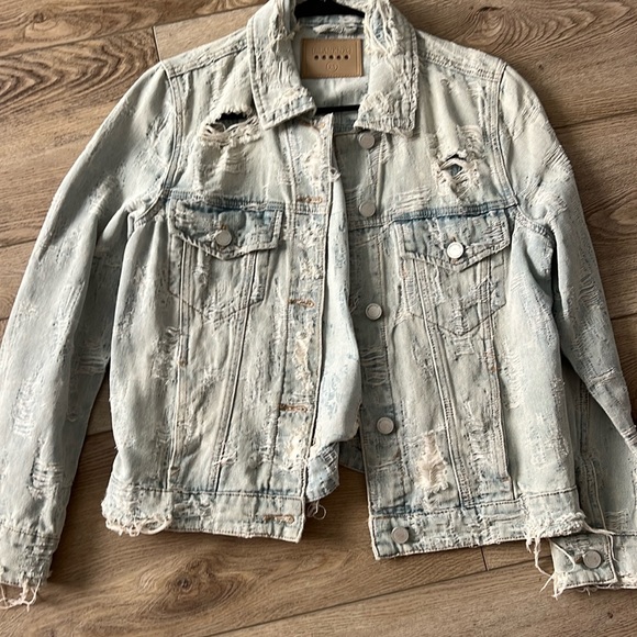 Blank NYC ripped jean jacket - Picture 1 of 4